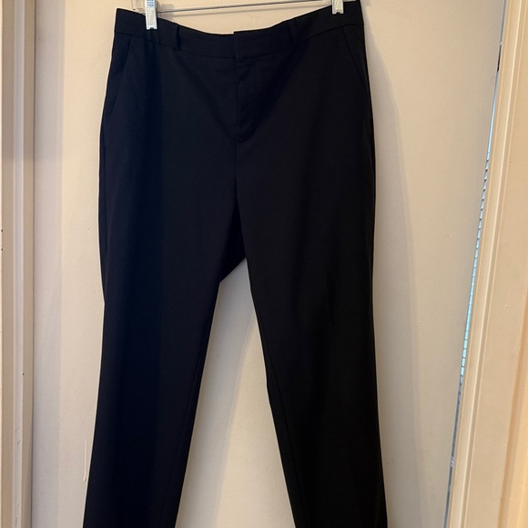 Banana Republic Pants - Banana Republic Women's Black Straight Leg Pants